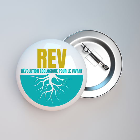 Badge avec logo REV sur fond blanc